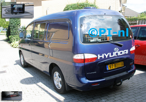 Parkeersensoren ingebouwd door PI-nl in een Hyundai H200 uit 2006. De display (set A 2015) werd linksvoor bij de a-stijl geplaatst. Ook werd er een fulltime kentekenplaatcamera-set met monitor op het dashboard gemonteerd.