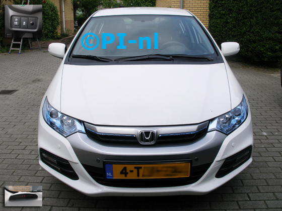 Parkeersensoren (set A 2014) ingebouwd door PI-nl in de voorbumper van een Honda Insight (nieuw) uit 2014. De display is de spiegeldisplay. De display werd linksvoor bij de a-stijl gemonteer