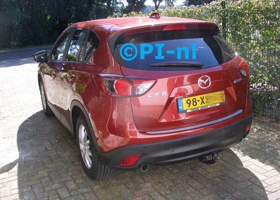 Parkeersensoren ingebouwd door PI-nl in een Mazda CX5 uit 2012. De pieper (set E 2016) werd verstopt.