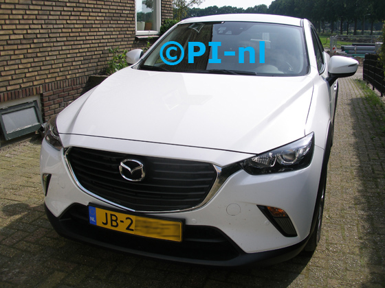 Parkeersensoren (set G 2017) ingebouwd door PI-nl in de voorbumper van een Mazda CX3 SkyActive uit 2016. De pieper werd verstopt.