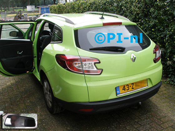 Parkeersensoren ingebouwd door PI-nl in een Renault Megane Estate uit 2012. De spiegeldisplay (set D 2017) is van de set met camera en sensoren. De sensoren werden antraciet gespoten.