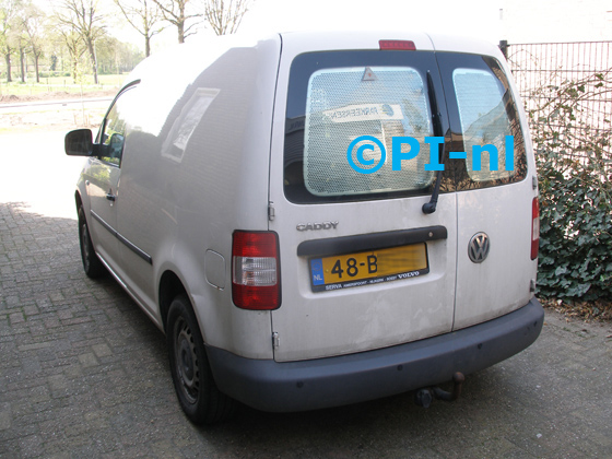Parkeersensoren (set E 2018) ingebouwd door PI-nl in een Volkswagen Caddy met canbus uit 2007. De pieper werd verstopt.