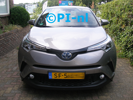Parkeersensoren (set A 2019) ingebouwd door PI-nl in de voorbumper van een Toyota C-HR uit 2018. De pieper werd verstopt.
