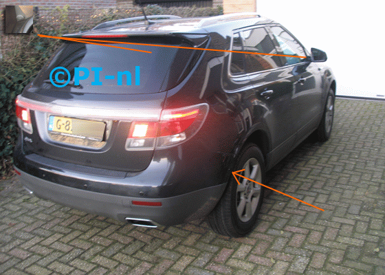 Dode Hoek Detectie Systeem (DHDS-set 2019) ingebouwd door PI-nl in een Saab 9-4X 3.0i V6 uit 2011. De led-indicators werden onderaan de a-stijlen gemonteerd.