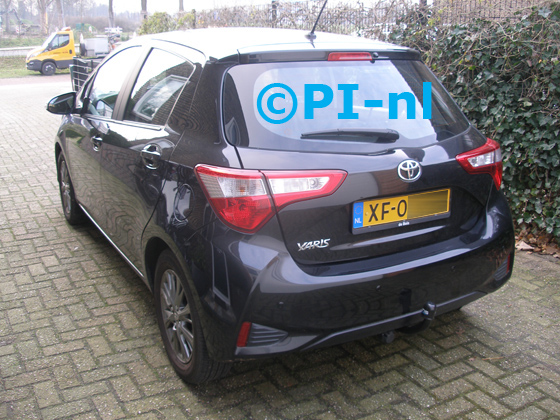 Parkeersensoren (set E 2019) ingebouwd door PI-nl in een Toyota Yaris met canbus uit 2018. De pieper werd verstopt.