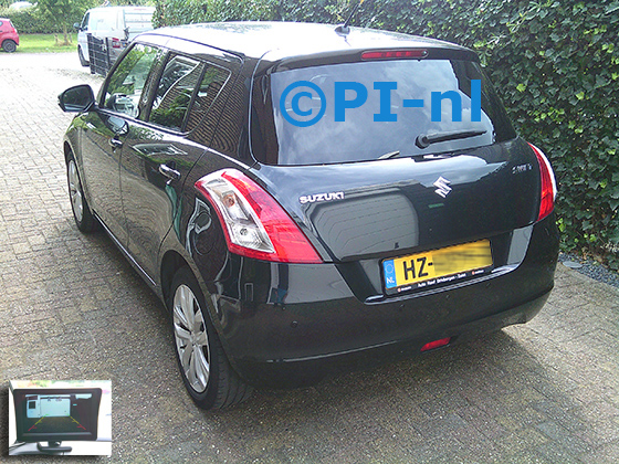 Parkeersensoren (set D 2024) ingebouwd door PI-nl in een Suzuki Swift uit 2014. De monitor is van de set met bumpercamera en sensoren.