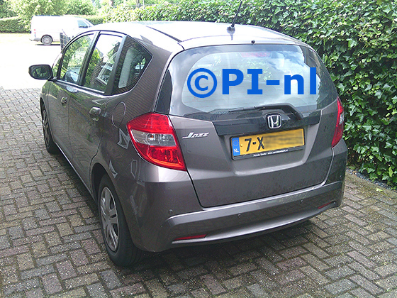 Parkeersensoren (set E 2025) ingebouwd door PI-nl in een Honda Jazz uit 2014. De pieper werd voorin gemonteerd.