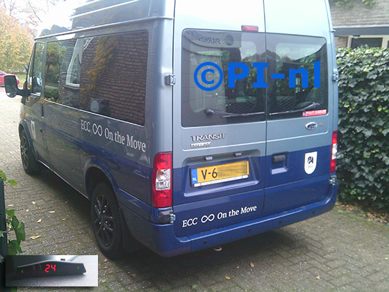 Parkeersensoren (set A 2025) ingebouwd door PI-nl in een Ford Transit uit 2012. De display werd linksvoor bij de a-stijl gemonteerd. Een defecte set van een ander merk werd vervangen door een set van PI-nl.