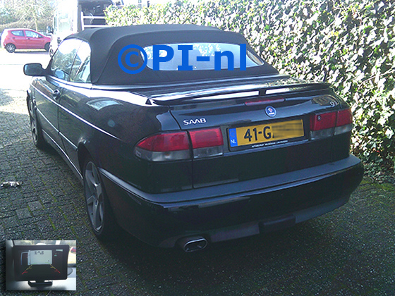 Parkeersensoren (set D 2026) ingebouwd door PI-nl in een Saab 9-3 Aero Cabriolet uit 2001. De monitor werd linksvoor bij de a-stijl gemonteerd en is van de set met bumpercamera en sensoren.